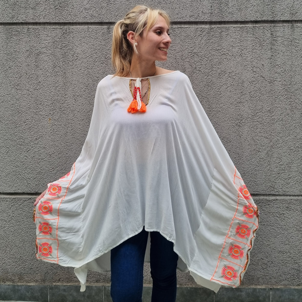 Blusa Poncho Bambula Bordada Talle Grande Importada - Imagen 16