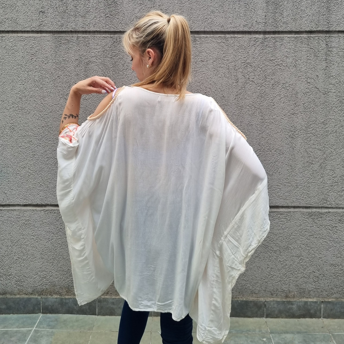 Blusa Poncho Bambula Bordada Talle Grande Importada - Imagen 18