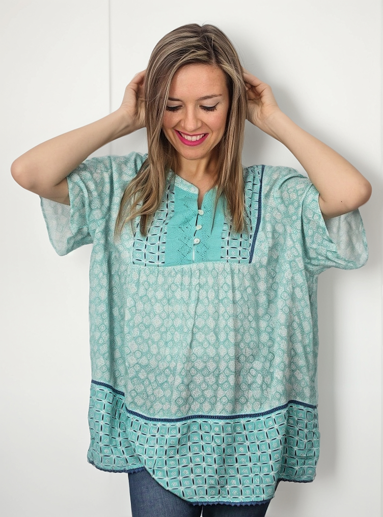 Blusa Bambula Panel Print Detalles Puntilla Amplia Importada