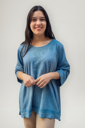 Remera Manga Larga Bordada Pigmentada Talle Grande Premiun