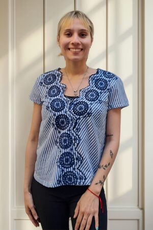 Blusa Sfera Basic Rayada Bordado Importada